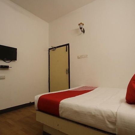 Oyo Flagship 40509 Hotel Mps Residential Tower Tiruppur Eksteriør bilde