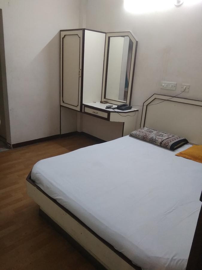 Oyo Flagship 40509 Hotel Mps Residential Tower Tiruppur Eksteriør bilde