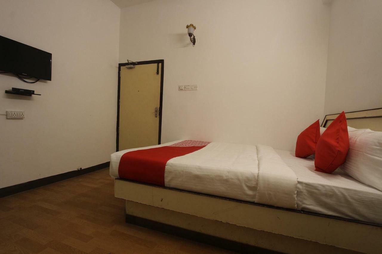 Oyo Flagship 40509 Hotel Mps Residential Tower Tiruppur Eksteriør bilde